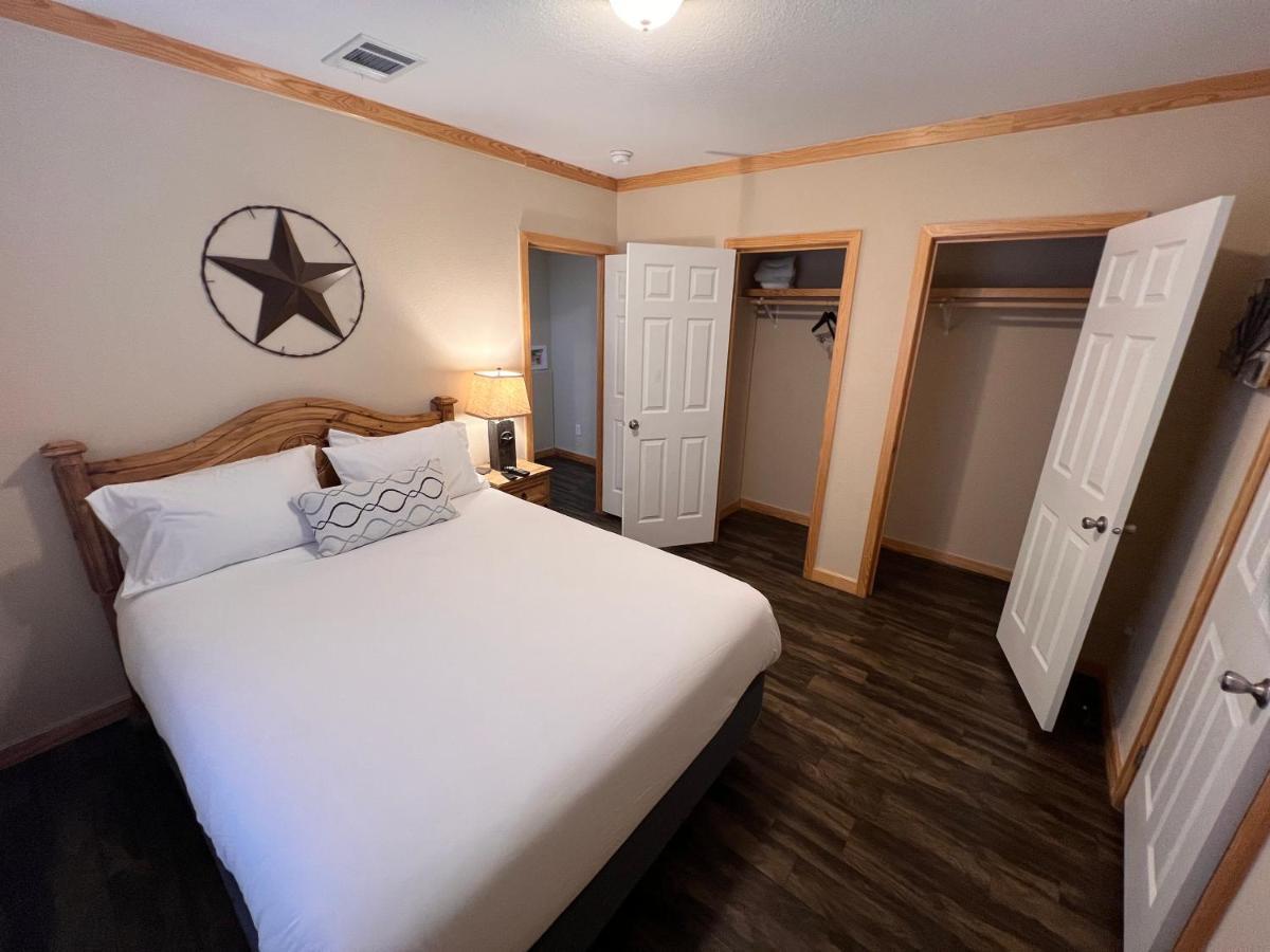 The Hideout Golf Club & Resort Lake Brownwood Экстерьер фото
